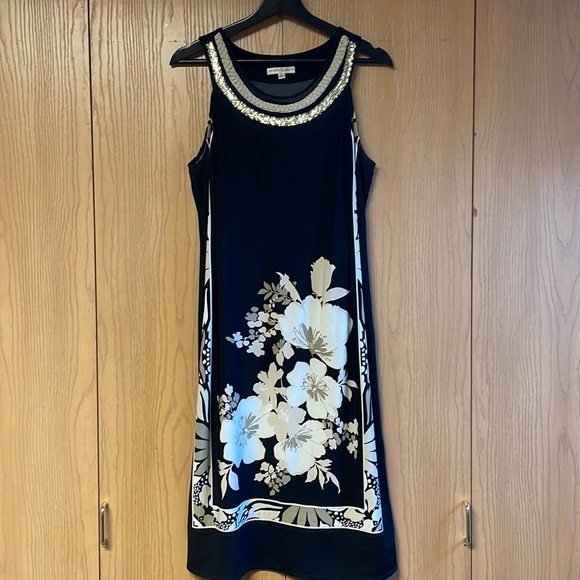 Sandra Darren Dresses & Skirts - Women’s dress